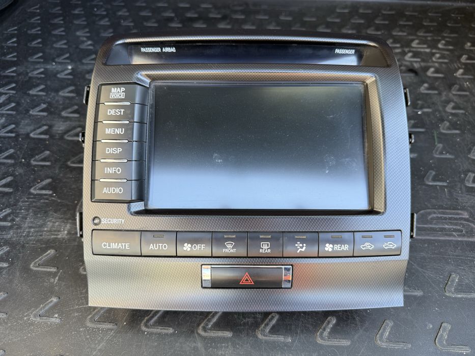 Штатная магнитола Toyota Land Cruiser 200 LC200 оригинал 86111-60470