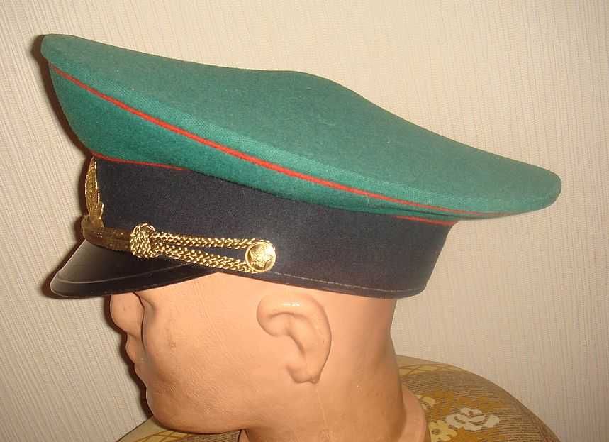 Фуражка офицера ВВС ПВ КГБ СССР
