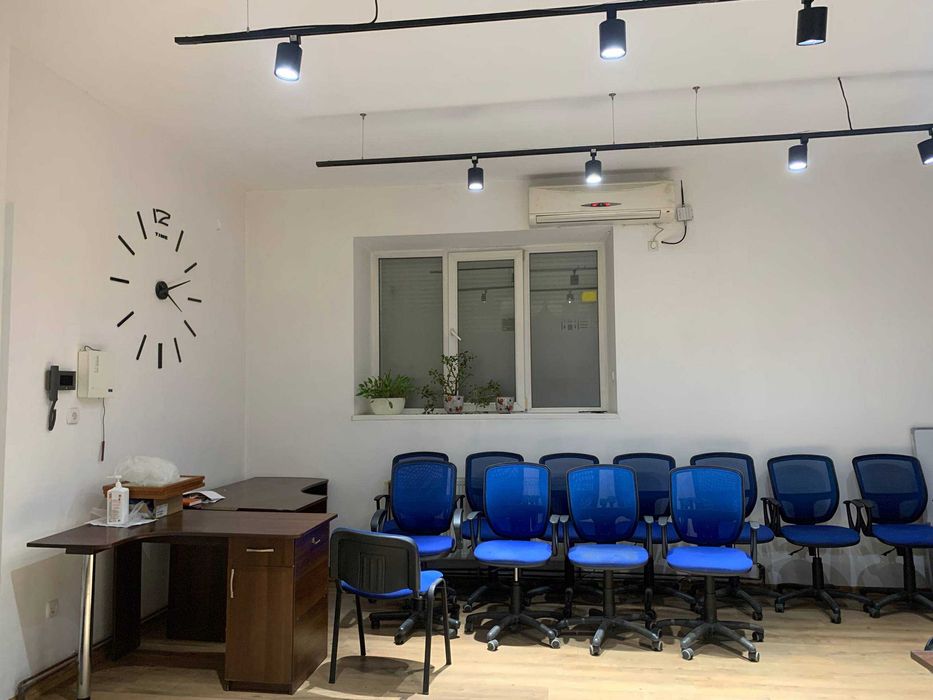 Оренда комерційного приміщення Короля Данила - Центр