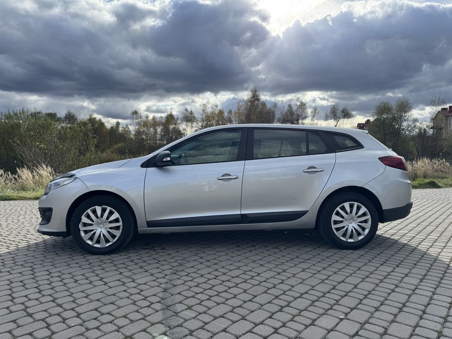 Оренда комфортного авто Renault Megane 2014 рестайл Львів