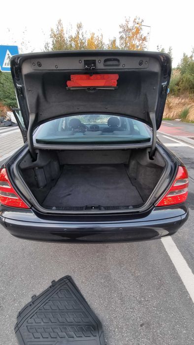 Mercedes Benz E220 CDI (w211)
