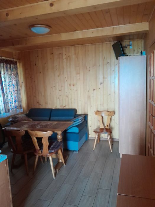Domek nad jeziorem Białym w okunince