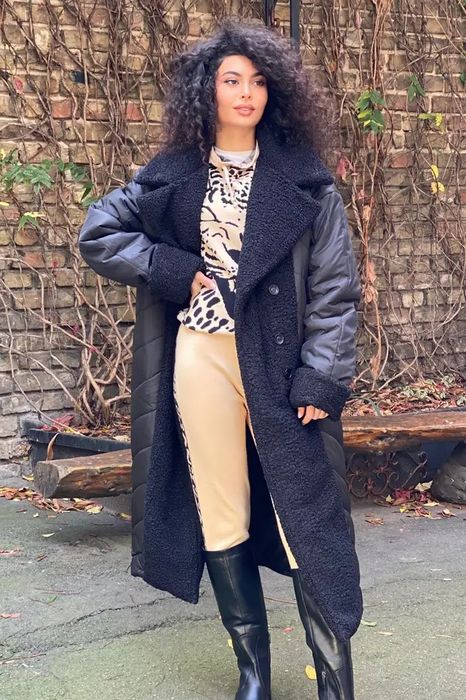 Пальто з плащової тканини та букле