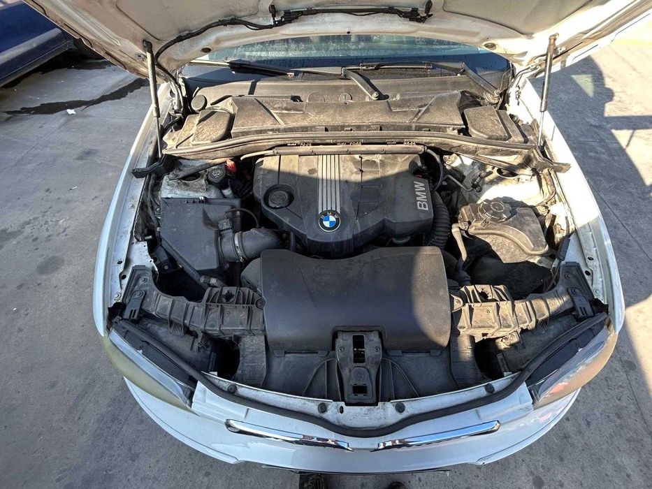 BMW SERIE 1 E87 2009 PARA PEÇAS