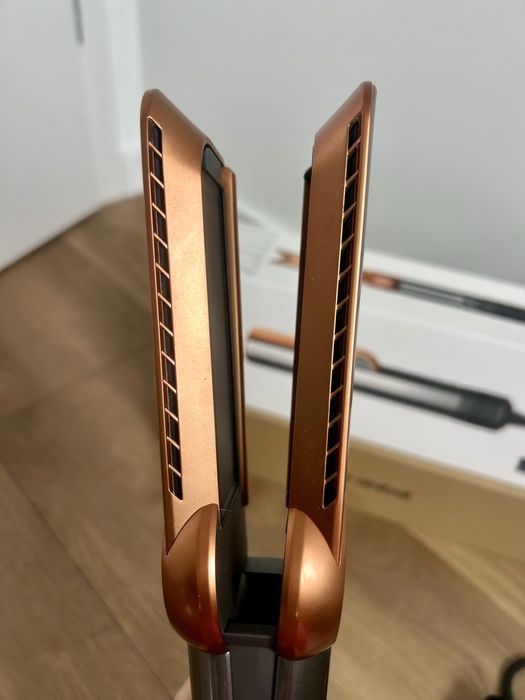 Dyson airstrait - aeroprostownica, na gwarancji