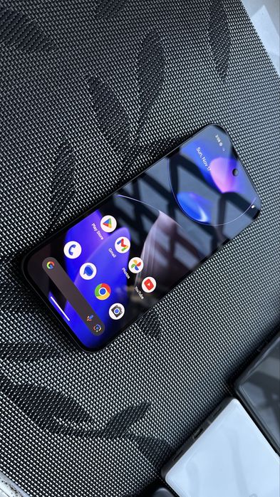 Google pixel 9 128gb sim-lock.