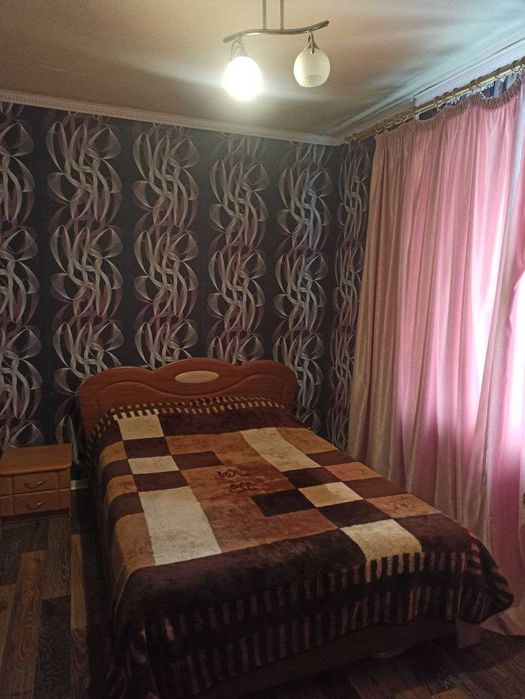 Квартира Посуточно 3-х к.кв возле м. Ботанический Сад