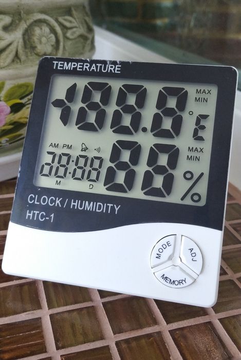 Побутовий цифровий термометр  HTC-1