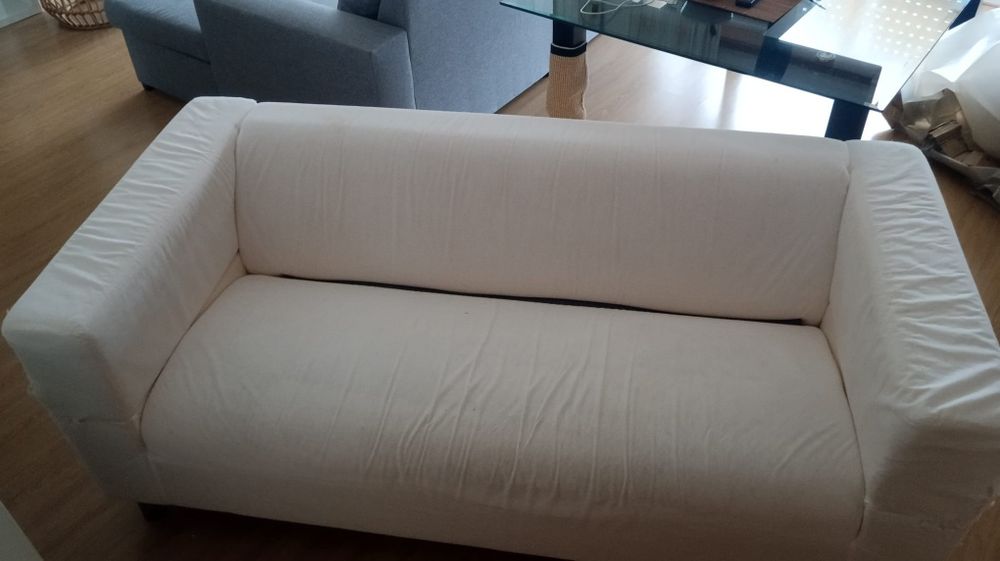 Sofá branco 3 lugares