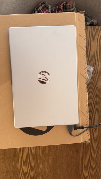 Computador portatil HP semi novo
