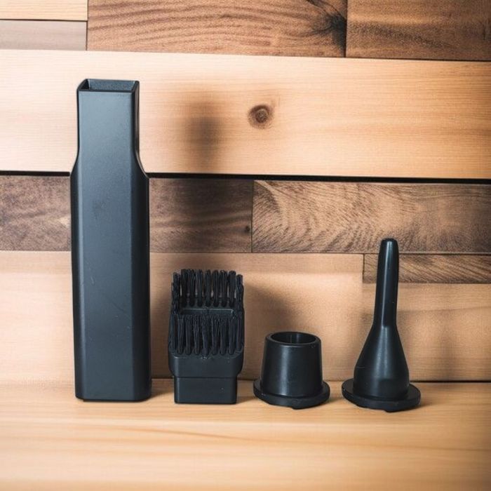 Przenośny mały odkurzacz USB do samochodu.