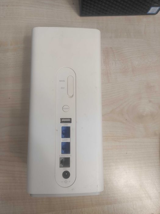 Router Huawai B618s-22d