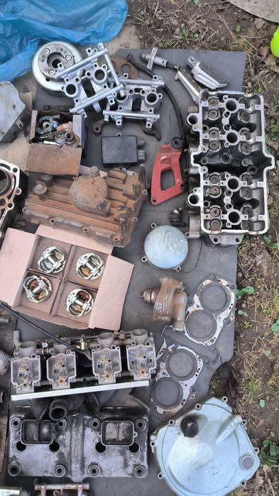 Продам запчасти двигателя Kawasaki ZZR 400/600 модель Е