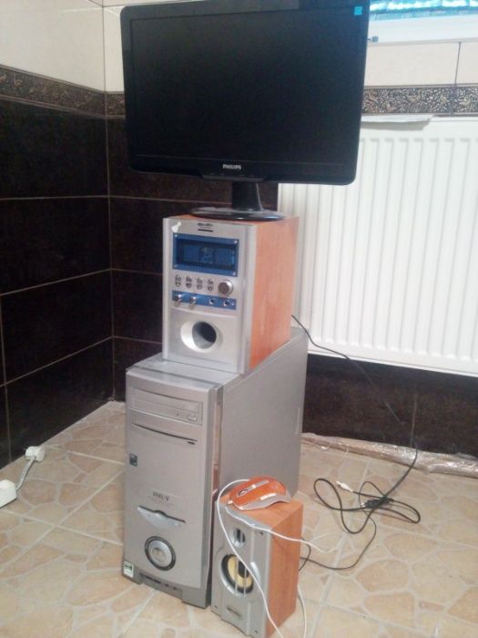 Комп'ютер стаціонарний