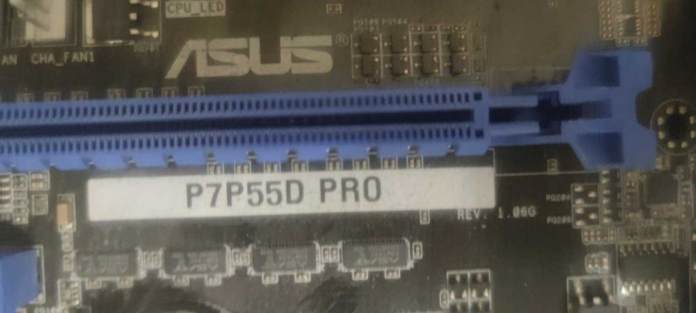 Материнська плата ASUS P7P55D PRO + процессор Intel Core i3-550, s1156
