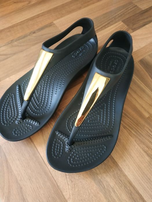 CROCS Serena Flip  W7 37-38