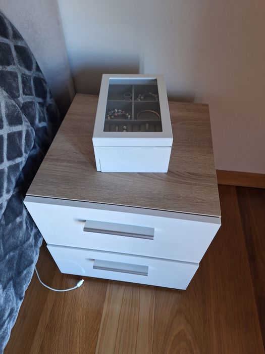 Guarda joias branco como novo