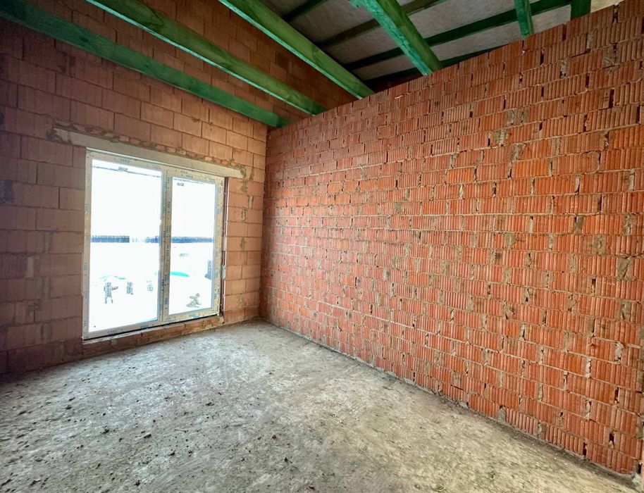 Продам котедж з міськими комунікаціями!