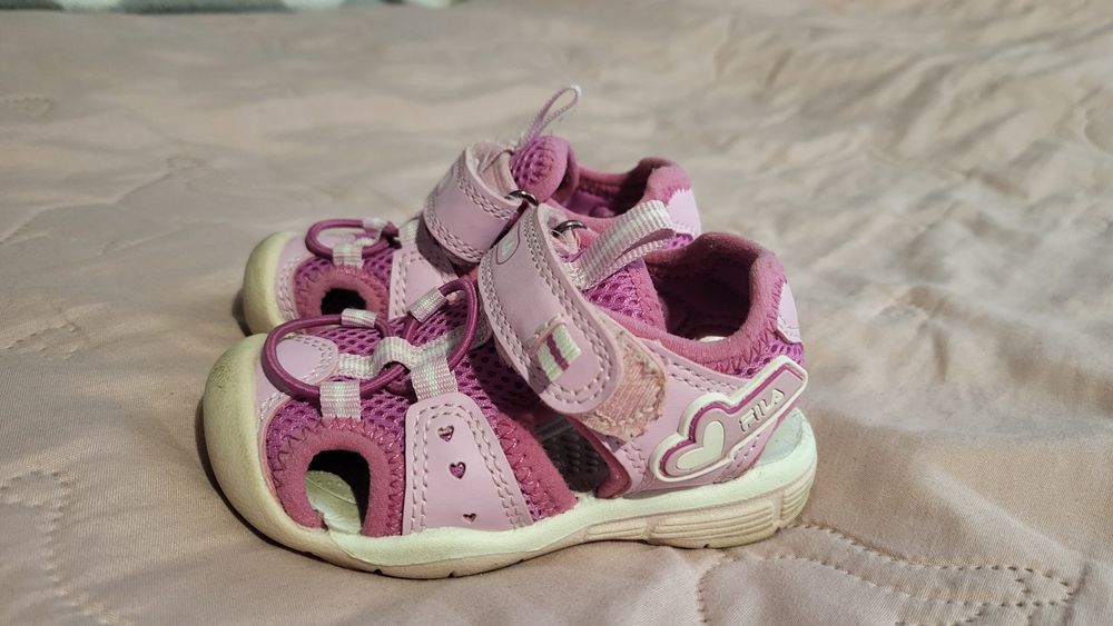 Sandałki firmy Fila