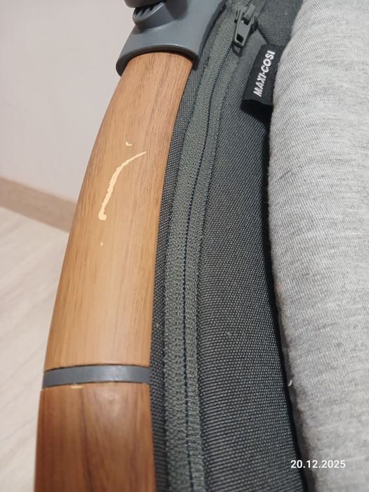 Крісло-гойдалка Maxi-Cosi Cassia (електрокачелі) — Стан ідеальний