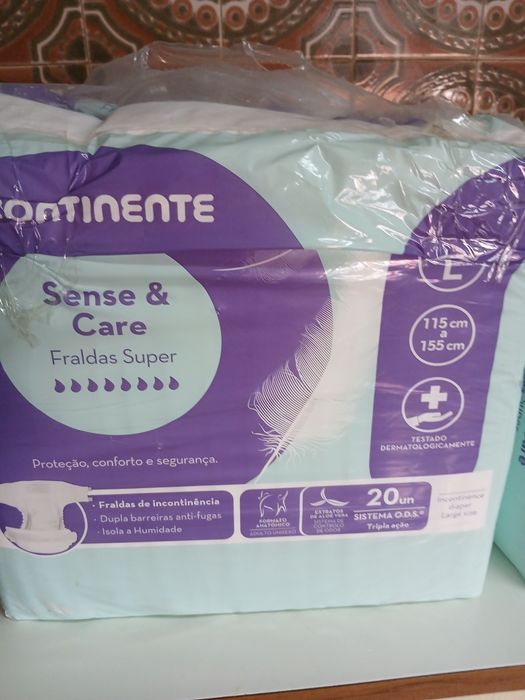 2 x Fraldas para adultos fechados