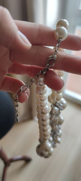 Elegancki naszyjnik w kolorze srebrnym i kremowym impreza wesele duże