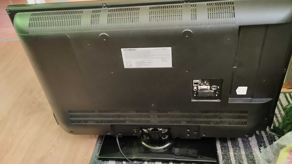 TV   HYUNDI HL32211 smart PILOT