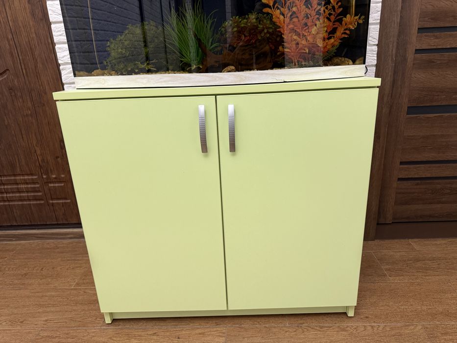 Акваріум з усім приладдям