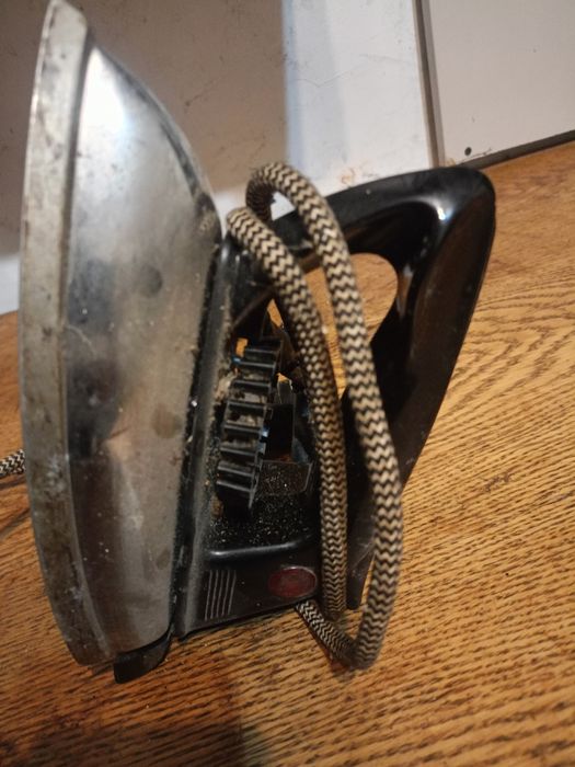 żelazko PRL, żelazko stare, vintage, retro, elektryczne żelazko