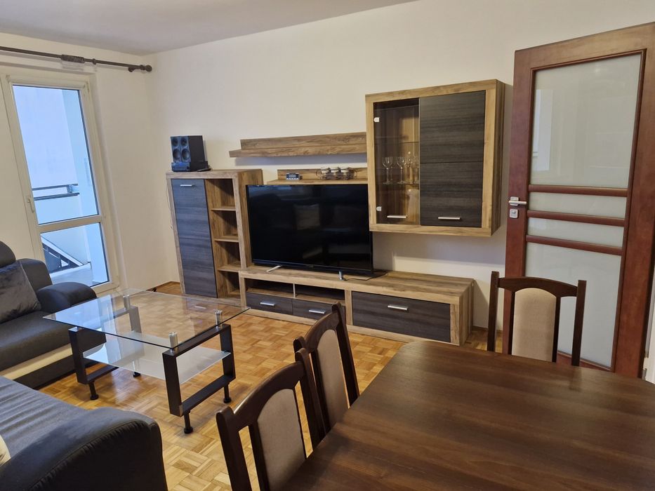 Wynajmę mieszkanie 50m², 2 pokoje, balkon