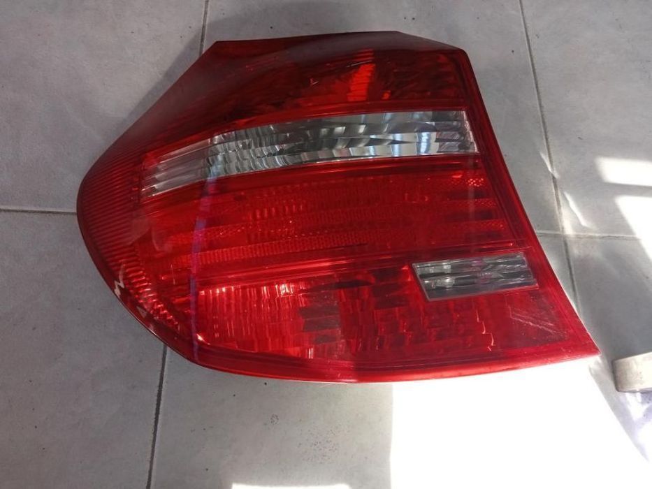 Farolim esquerdo Bmw E87 / 718485505