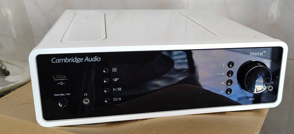 Amplificador Cambridge Audio Minx Xi Digital streamer