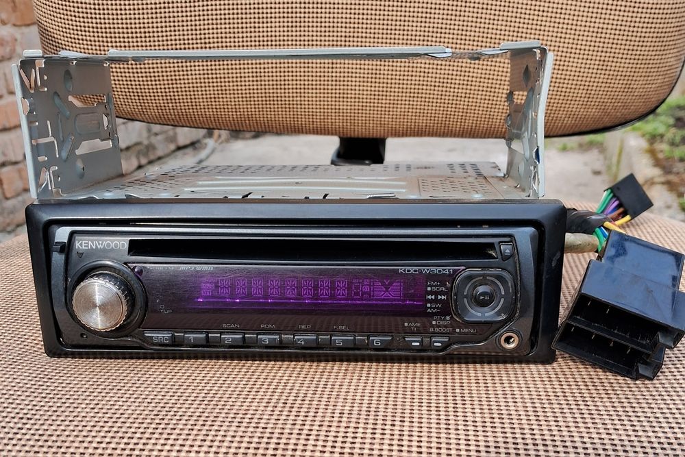 Автомагнітола  Kenwood