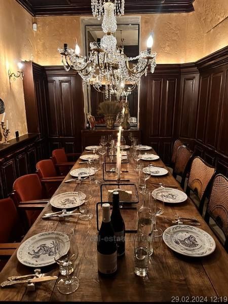 Зміна ціни! Продаж приміщення  ресторану Львів, в.Винниченка 364м.кв.
