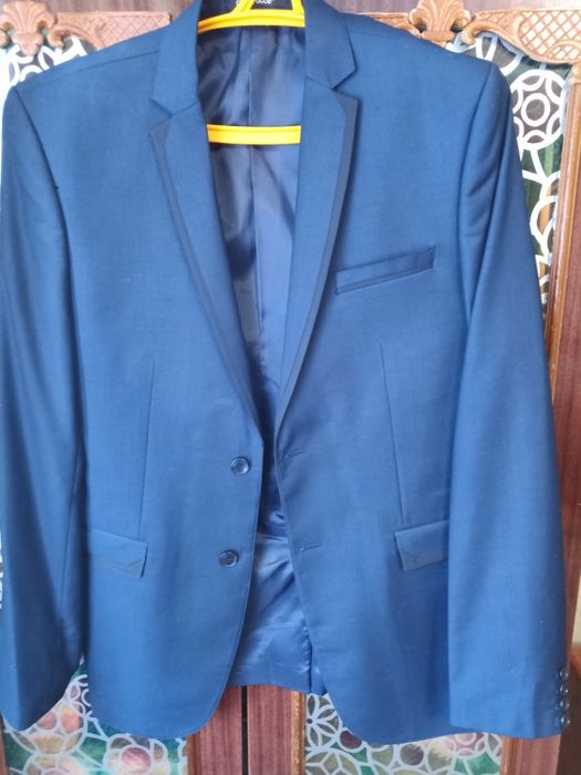 Костюм чоловічий.