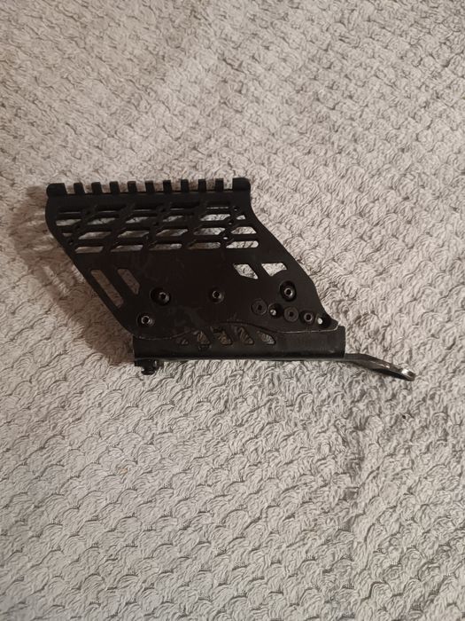 Кронштейн на Оптіку