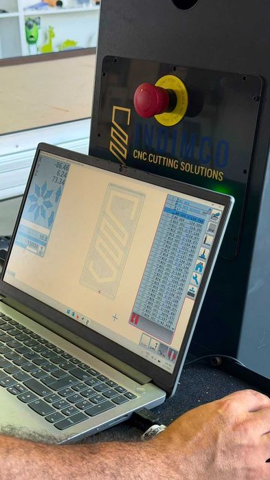 Fresadora CNC ICS - 1600 x 1000 mm