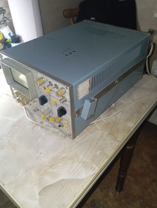 Продаю  осціллограф  С1-76. cccp.