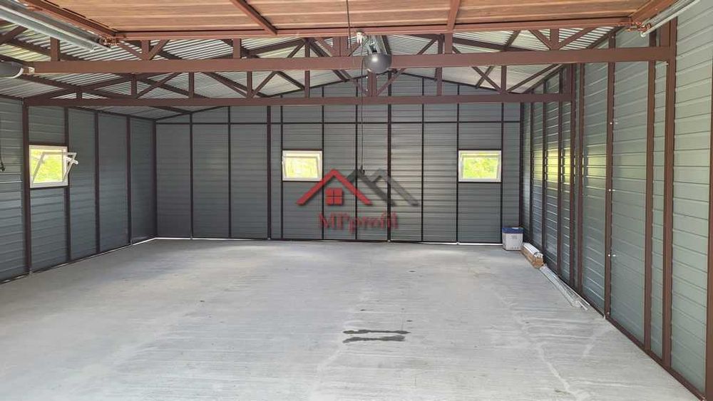 Garaż blaszany 10x10m profil zamknięty dwie bramy uchylne