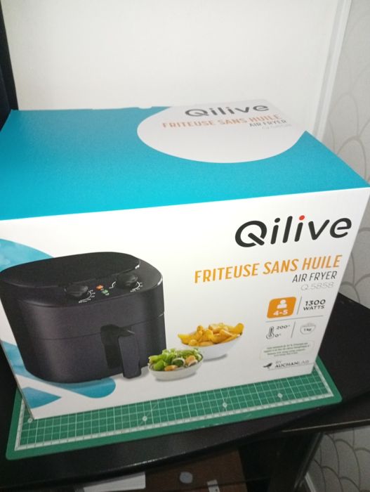 AIR FRYER  Nova na caixa