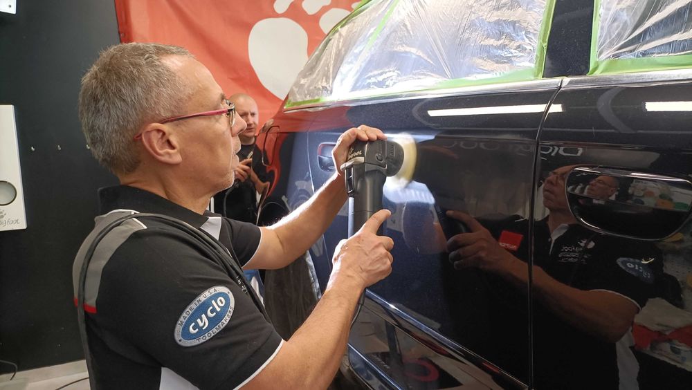 detailing całości, profesjonalna  korekta lakieru, krótkie terminy!!