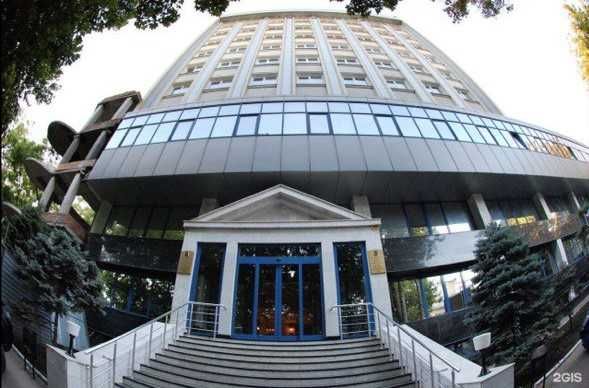 Отдельностоящее здание Ришельевская, 1700м2, ФАСАД, свой двор!