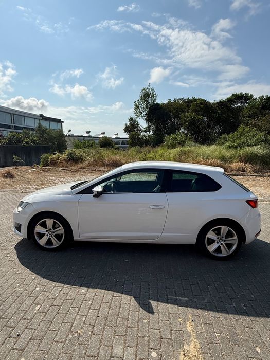 SEAT Leon — fotografia 4