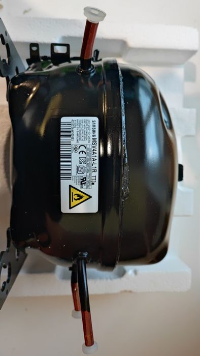 Компрессор холодильника Samsung MSV4A1A-L1R TT3