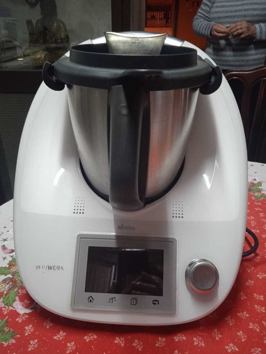 VENDO ROBÔ DE COZINHA BINBY TM5