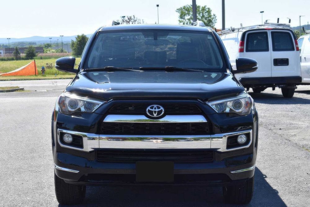 Toyota 4Runner      2018