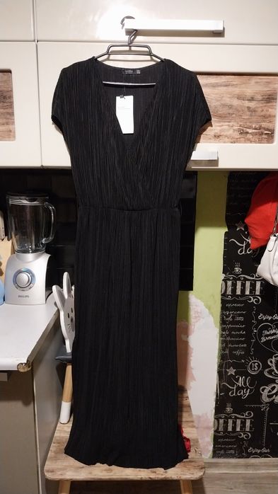 Sukienka długa czarna Bershka M