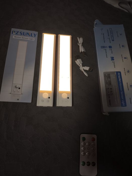 Conjunto de 2 luzes de armário com sensor de movimento, com controle remoto e temporizador, luz noturna magnética regulável, 20cm