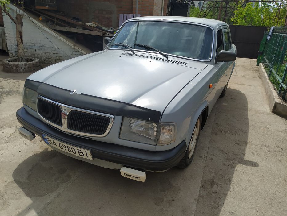 Автомобіль Волга 3110
