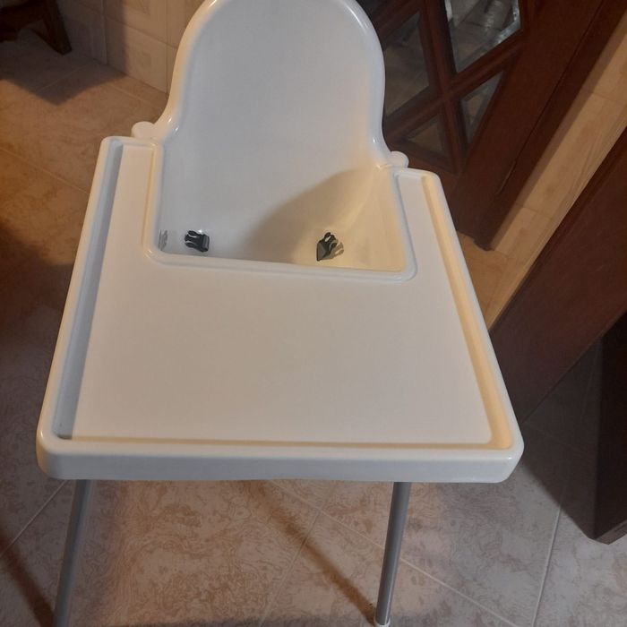 Cadeira de alimentação bebé